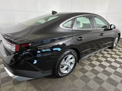 Certified 2026 Hyundai Sonata SE FWD image 2