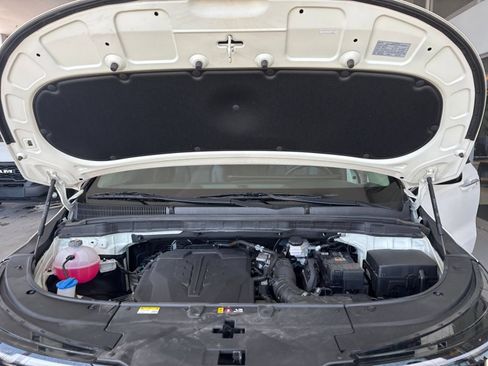 Used 2026 Kia Carnival FWD image 34