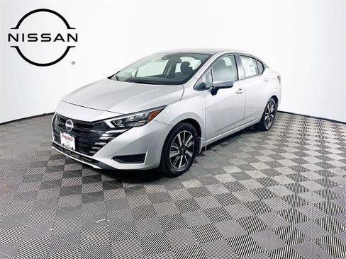 Certified 2025 Nissan Versa SV w/ Trunk Package FWD image 1