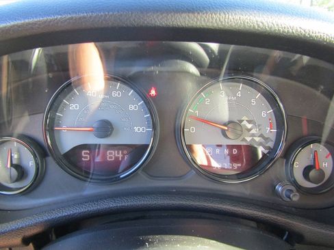 Used 2017 Jeep Wrangler Unlimited Sahara AWD/4WD image 16