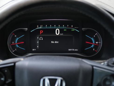 Used 2022 Honda Pilot Touring image 25