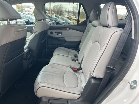 Used 2023 Honda Pilot Elite image 32
