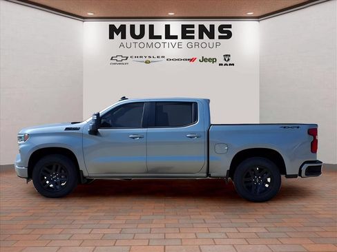 New 2025 Chevrolet Silverado 1500 RST w/ Dark Appearance Package AWD/4WD image 8