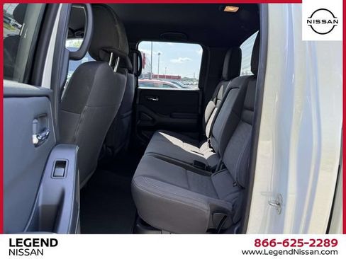 Used 2023 Nissan Frontier SV w/ Midnight Edition Package AWD/4WD image 12