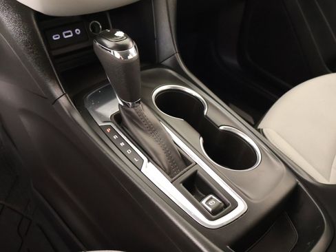 Used 2021 Chevrolet Equinox LT w/ LPO, Floor Liner Package FWD image 7