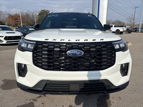 New 2026 Ford Explorer ST-Line w/ ST-Line Street Pack image 2