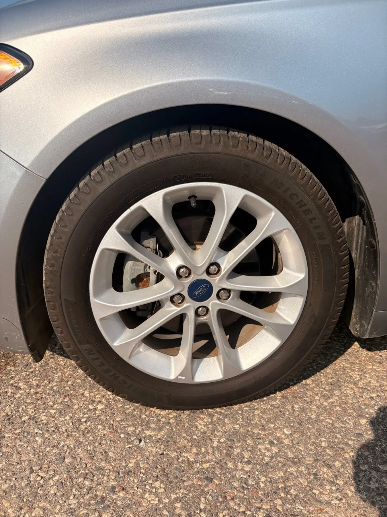 Used 2020 Ford Fusion SE FWD image 40