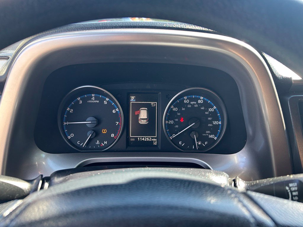 Used 2018 Toyota RAV4 LE w/ All Weather Liner Package AWD/4WD image 16