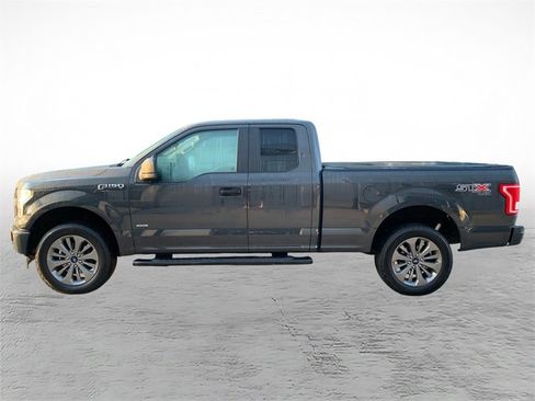 Used 2017 Ford F150 XL w/ Equipment Group 101A Mid AWD/4WD image 5