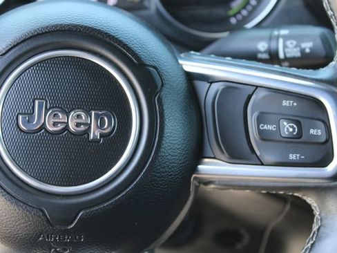 Used 2023 Jeep Wrangler Unlimited Sahara w/ Cold Weather Group AWD/4WD image 23