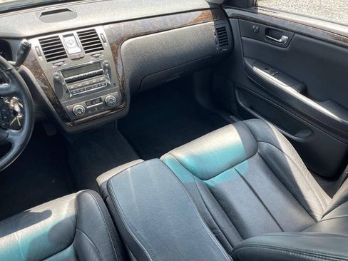 Used 2008 Cadillac DTS FWD image 15