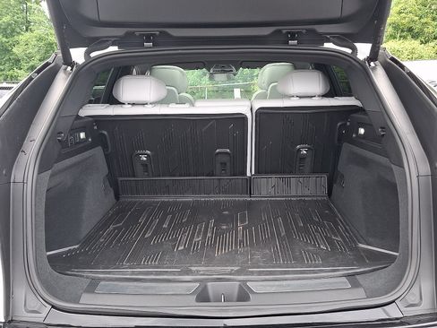 Certified 2024 Cadillac Lyriq Sport w/ LPO, Floor Liner Package AWD/4WD image 23