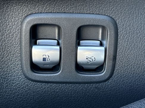 Certified 2024 Mercedes-Benz C 63 AMG S image 34