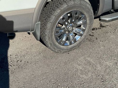 Used 2019 Nissan Titan Platinum Reserve w/ Platinum Utility Package image 11