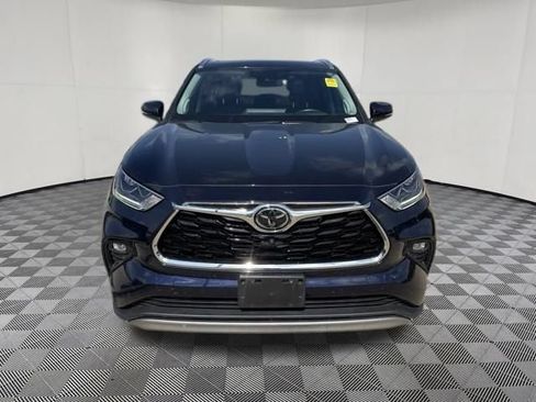Used 2020 Toyota Highlander Platinum AWD/4WD image 14