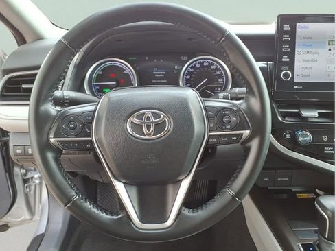 Used 2023 Toyota Camry XLE image 15