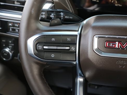 Used 2026 GMC Yukon XL Elevation AWD/4WD image 18