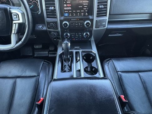 Used 2018 Ford F150 Lariat w/ Equipment Group 502A Luxury image 20