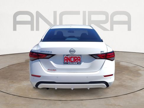 Used 2024 Nissan Sentra SV FWD image 9