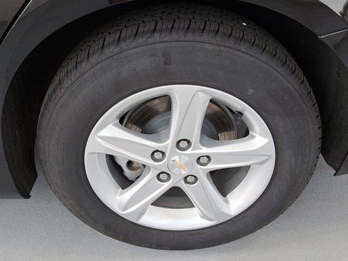 Used 2024 Chevrolet Malibu LT image 32