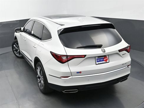 Used 2023 Acura MDX SH-AWD w/ Technology Package image 40