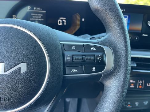 Used 2025 Kia K5 LXS image 19