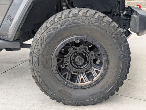 Used 2022 Jeep Gladiator Mojave w/ LED Lighting Group image 30