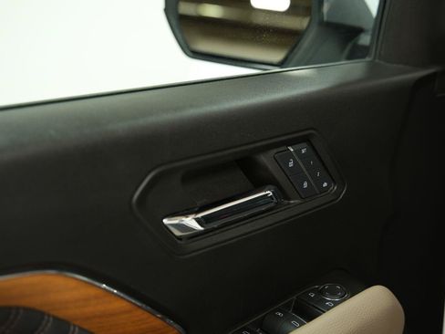Used 2024 GMC Canyon Denali AWD/4WD image 42