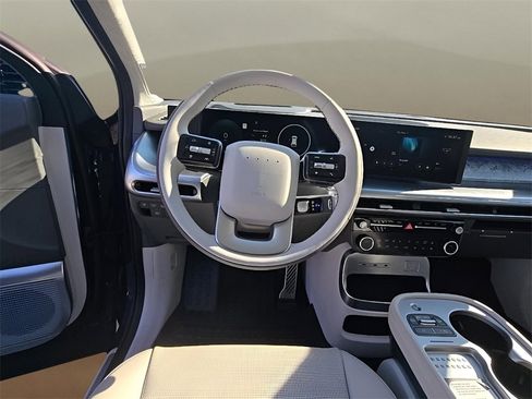 New 2026 Hyundai Ioniq 9 Calligraphy image 28