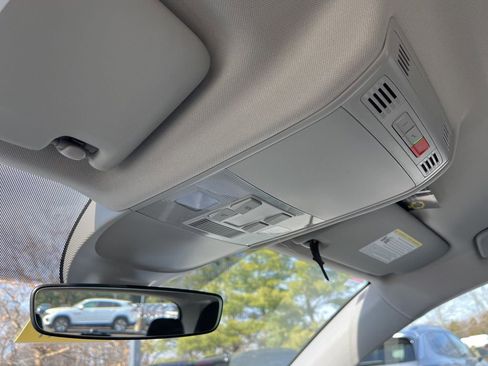 New 2026 Volkswagen Taos S image 22