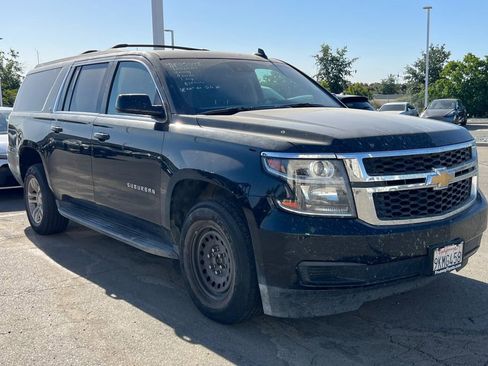 Used 2019 Chevrolet Suburban LT AWD/4WD image 2