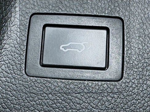 Used 2018 Hyundai Santa Fe Sport 2.0T image 28