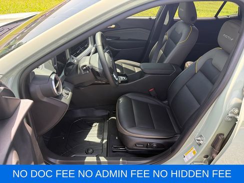 Used 2025 Chevrolet Trax ACTIV w/ Driver Confidence Package FWD image 11
