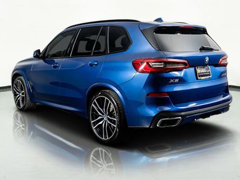 Used 2019 BMW X5 xDrive50i w/ M Sport Package image 14