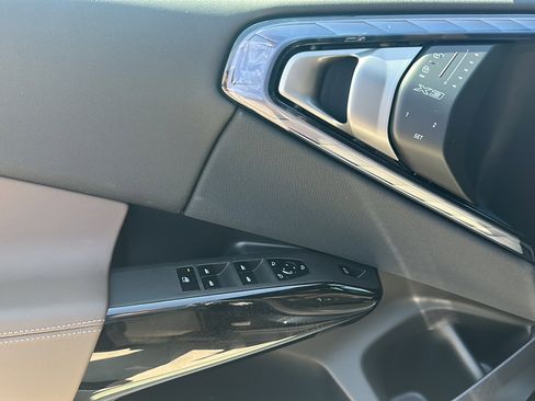 New 2026 BMW X3 xDrive30 w/ Premium Package image 13