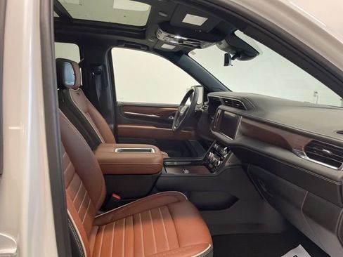Used 2024 GMC Yukon Denali Ultimate image 44