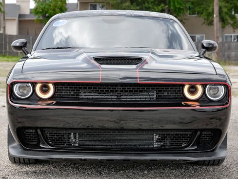 Used 2021 Dodge Challenger R/T w/ Plus Package image 7