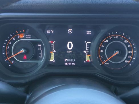 Certified 2024 Jeep Wrangler Sport S image 32