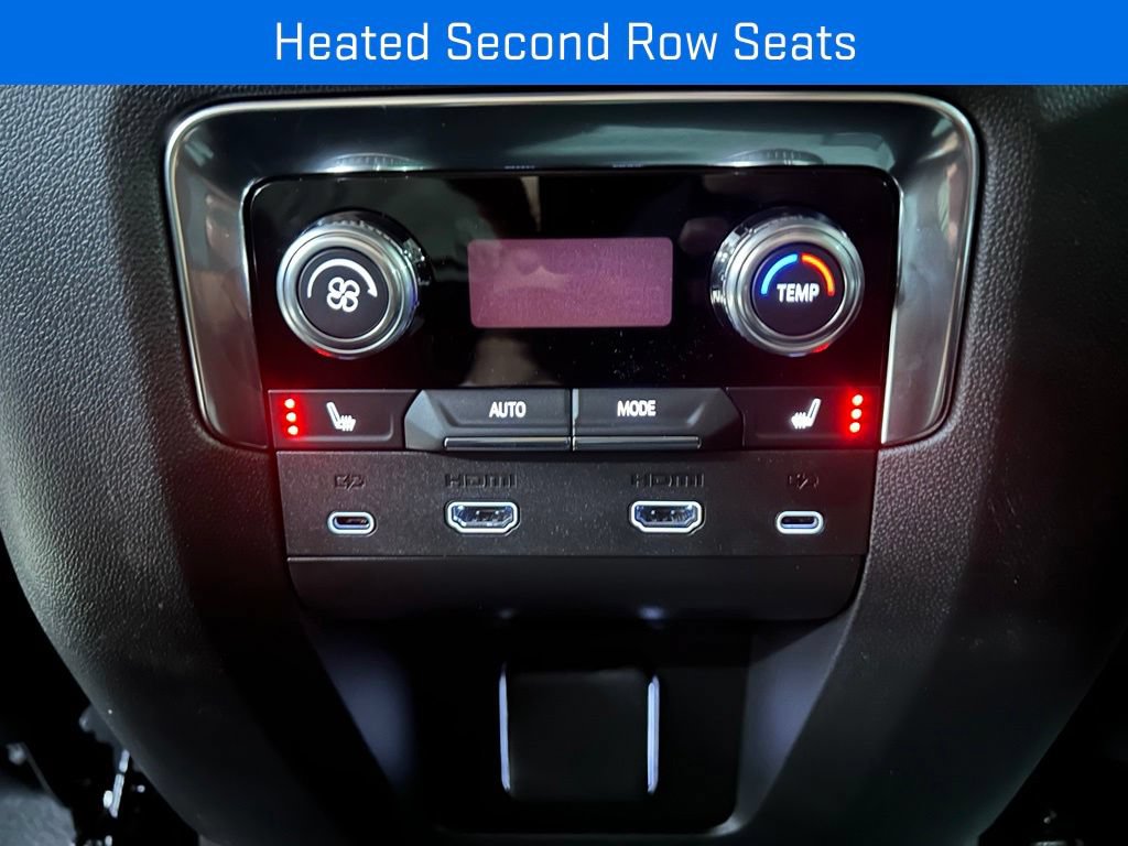 New 2026 GMC Yukon Denali w/ Advanced Technology Package AWD/4WD image 10