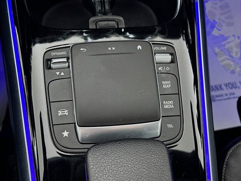 Used 2022 Mercedes-Benz GLA 250 4MATIC image 20