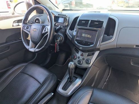 Used 2015 Chevrolet Sonic LTZ image 31