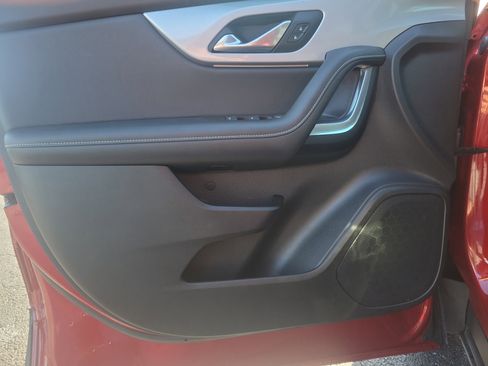 Used 2023 Chevrolet Blazer LT image 15