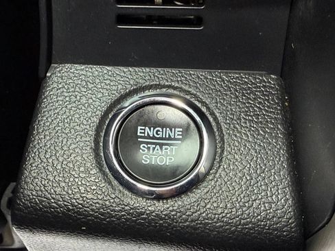 Used 2019 Ford F150 Platinum AWD/4WD image 36