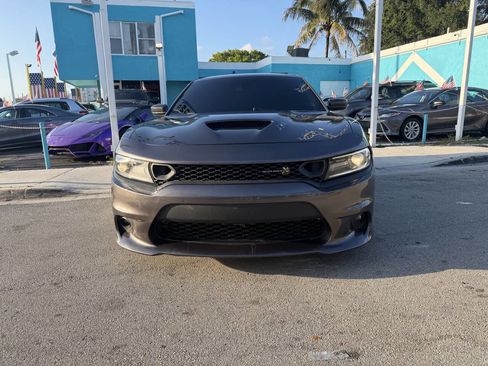 Used 2020 Dodge Charger Scat Pack w/ Plus Group RWD image 4