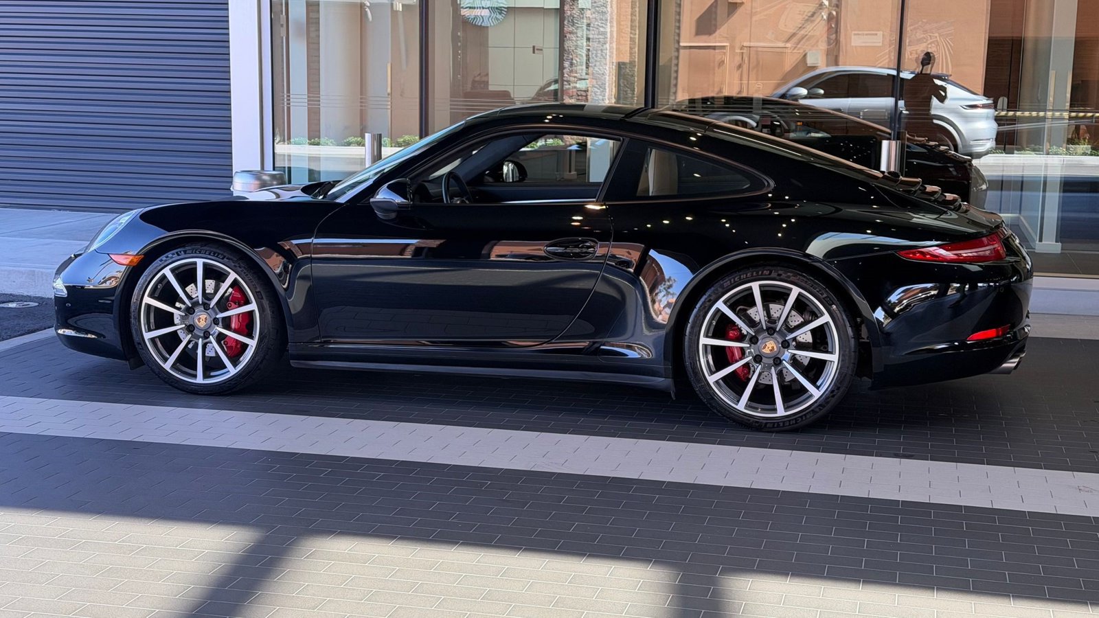 Certified 2014 Porsche 911 Carrera 4S AWD/4WD image 8