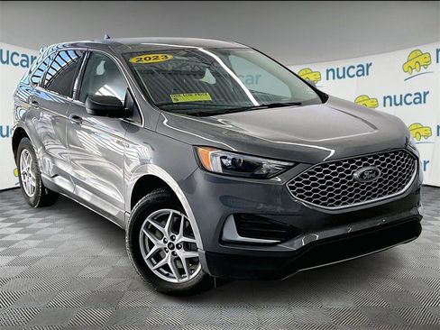 Used 2023 Ford Edge SEL image 1