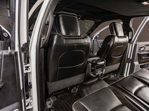 Used 2020 RAM 2500 Laramie image 33