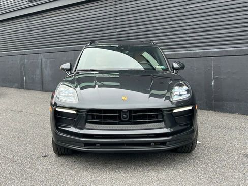 Certified 2026 Porsche Macan image 13