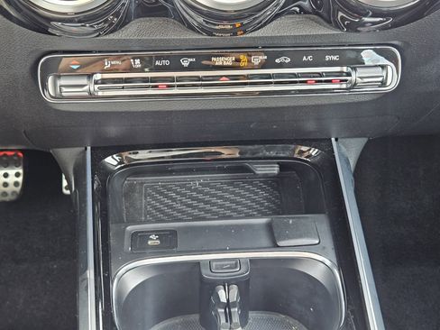 Certified 2024 Mercedes-Benz GLB 35 AMG 4MATIC image 19