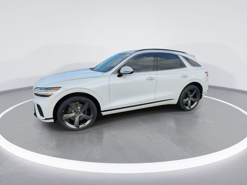 Used 2025 Genesis GV70 3.5T Sport w/ Sport Advanced Package image 6